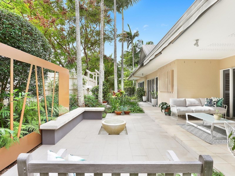 25 Meiers Road, Indooroopilly QLD 4068