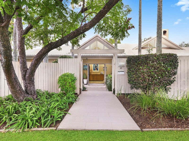 25 Meiers Road, Indooroopilly QLD 4068