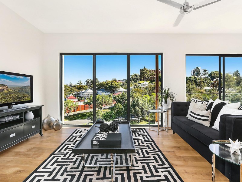 11 Clyde Street, Petrie Terrace QLD 4000