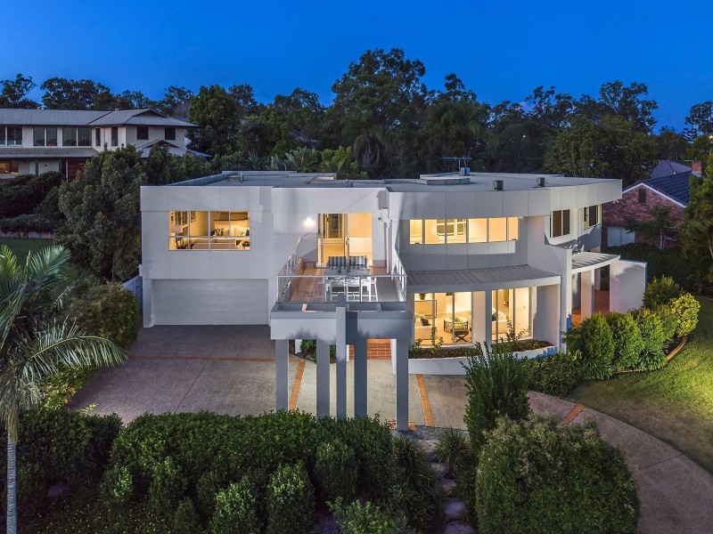 17 Carnoustie Court, Indooroopilly QLD 4068