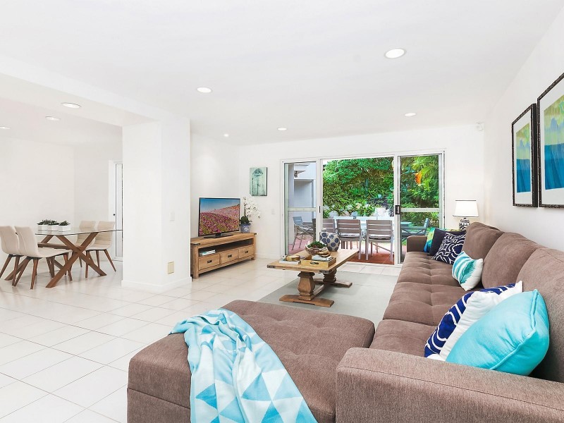 17 Carnoustie Court, Indooroopilly QLD 4068