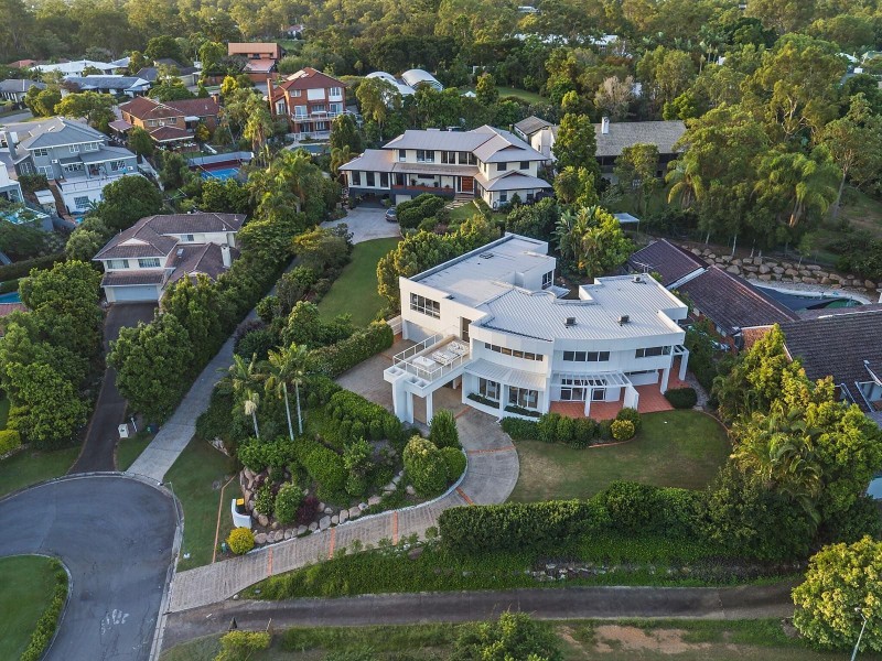 17 Carnoustie Court, Indooroopilly QLD 4068