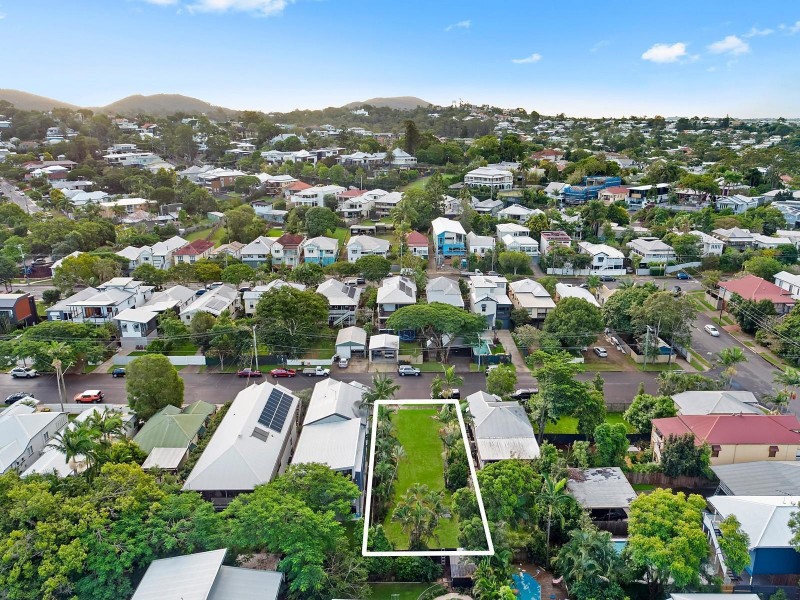 12 Vincent Street, Auchenflower QLD 4066