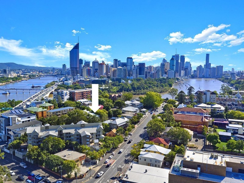 14 Ellis Street, Kangaroo Point QLD 4169