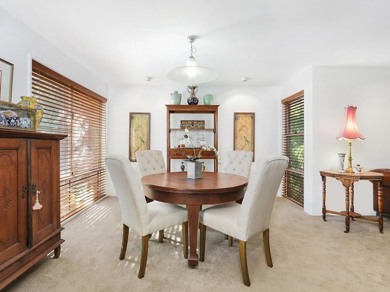 67 Maculata Drive, Chapel Hill QLD 4069