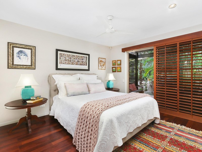 67 Maculata Drive, Chapel Hill QLD 4069