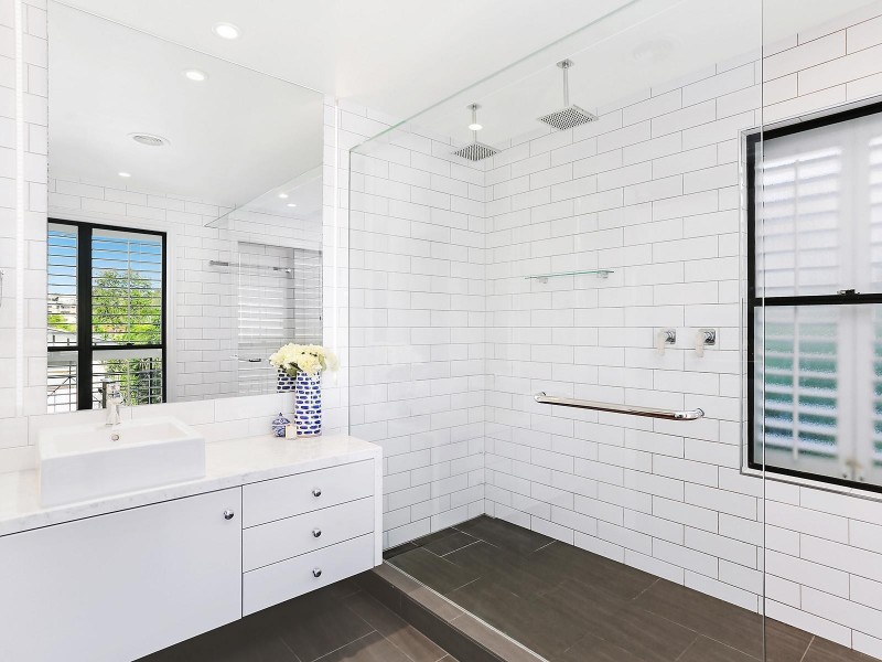 3 Young Street, Red Hill QLD 4059