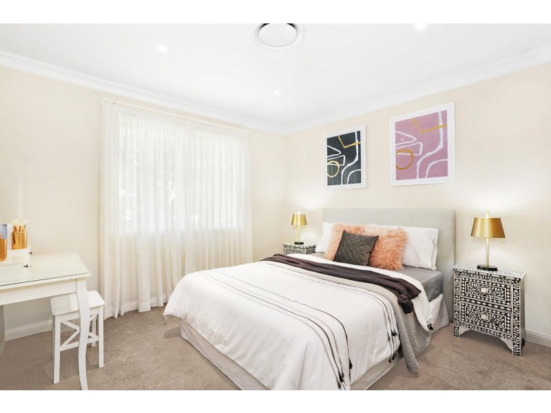 16 Castile Street, Indooroopilly QLD 4068