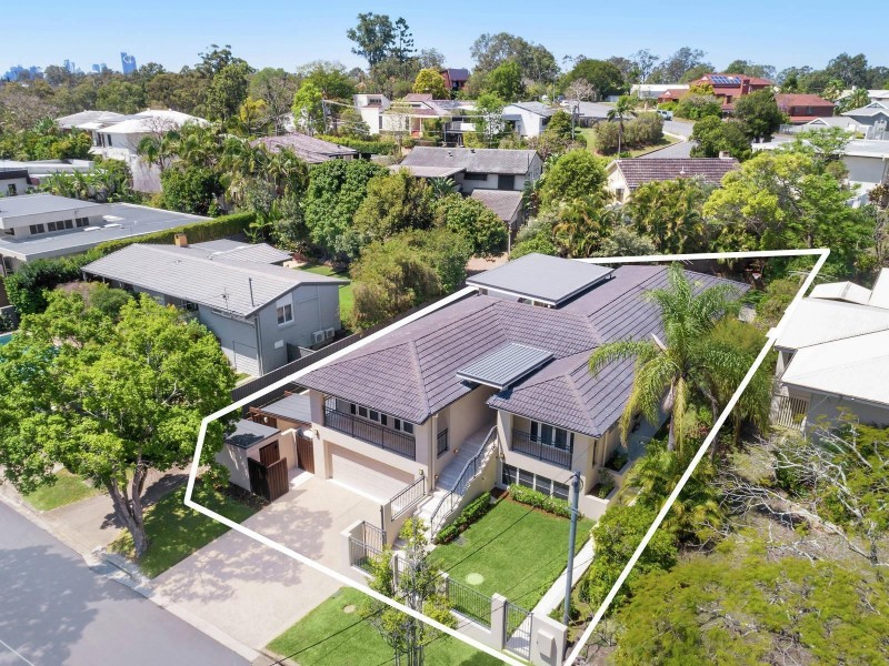 16 Castile Street, Indooroopilly QLD 4068