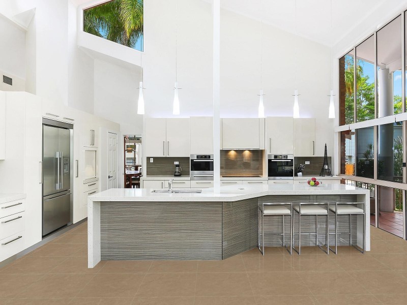 2/43A Goldieslie Road, Indooroopilly QLD 4068