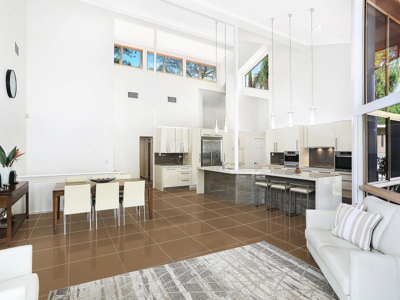 2/43A Goldieslie Road, Indooroopilly QLD 4068