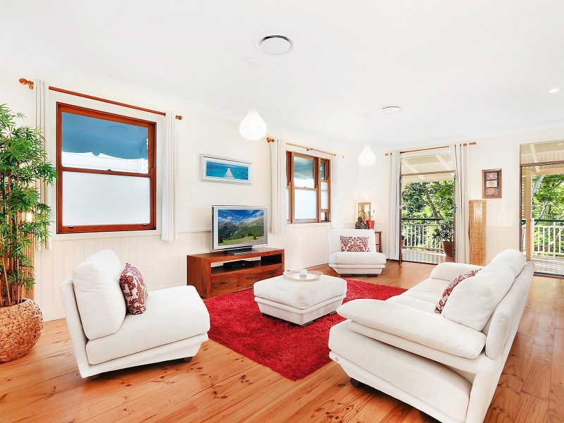 20 Disraeli Street, Indooroopilly QLD 4068