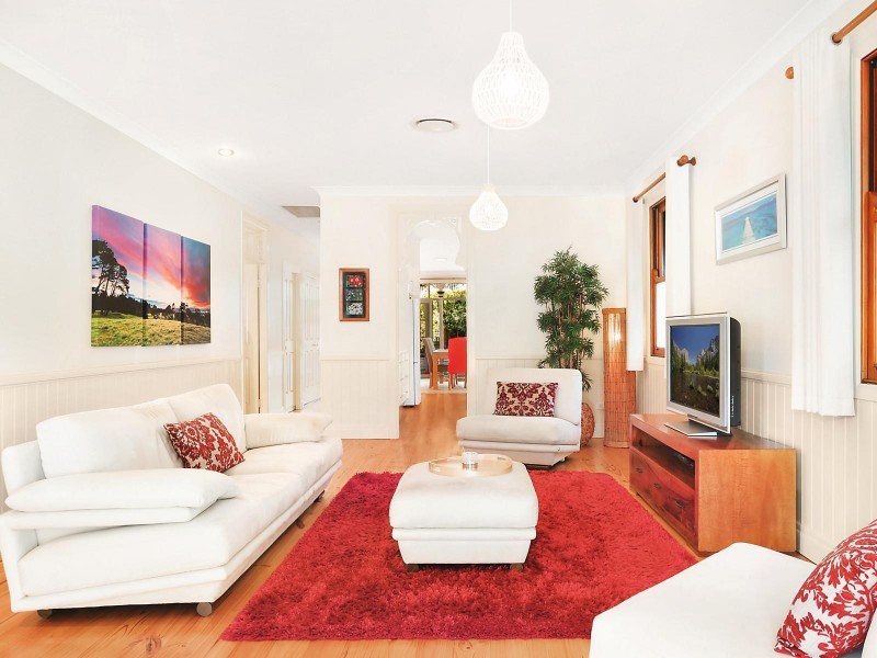 20 Disraeli Street, Indooroopilly QLD 4068