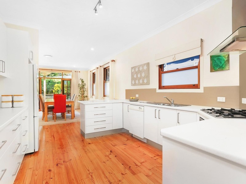 20 Disraeli Street, Indooroopilly QLD 4068