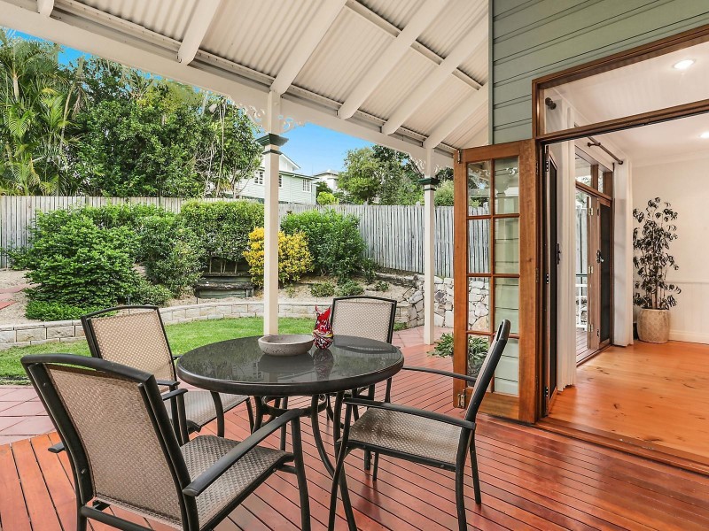 20 Disraeli Street, Indooroopilly QLD 4068