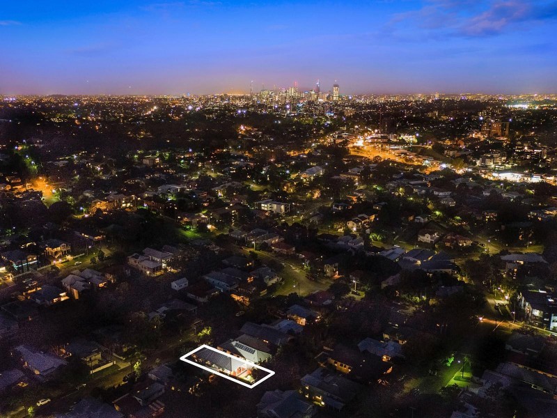 20 Disraeli Street, Indooroopilly QLD 4068