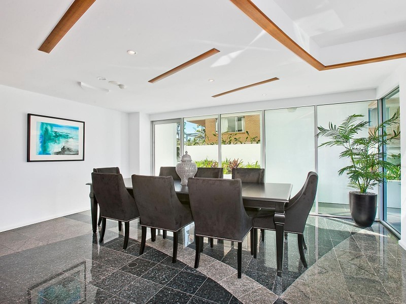 11/100 Macquarie Street, St Lucia QLD 4067