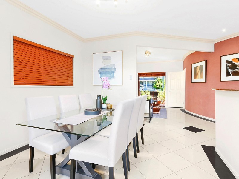 12 Elizabeth Street, Toowong QLD 4066