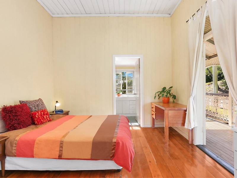 29 Ruskin Street, Taringa QLD 4068