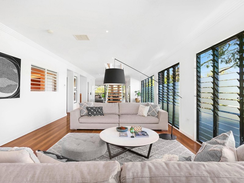 30 Ruskin Street, Taringa QLD 4068