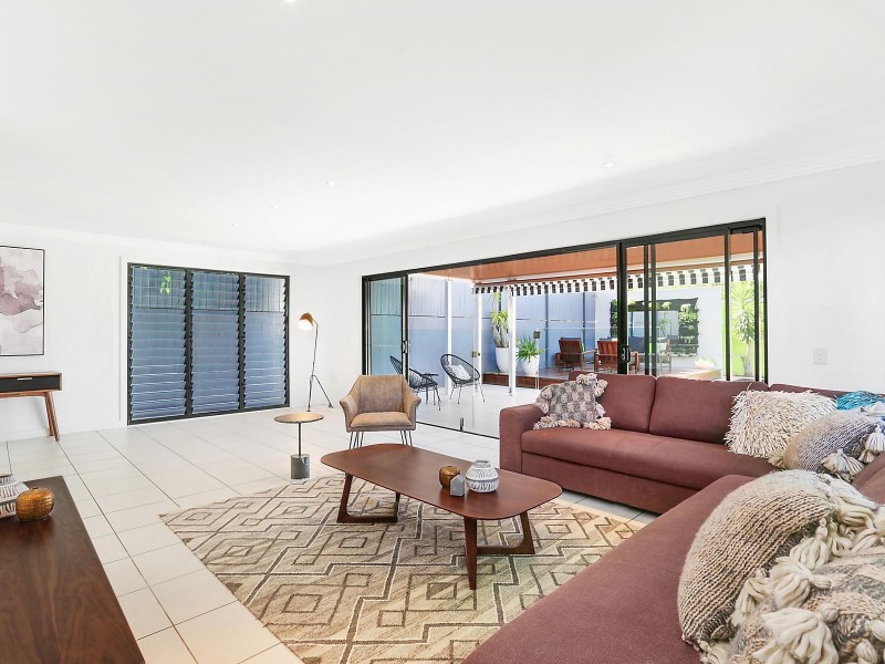 30 Ruskin Street, Taringa QLD 4068