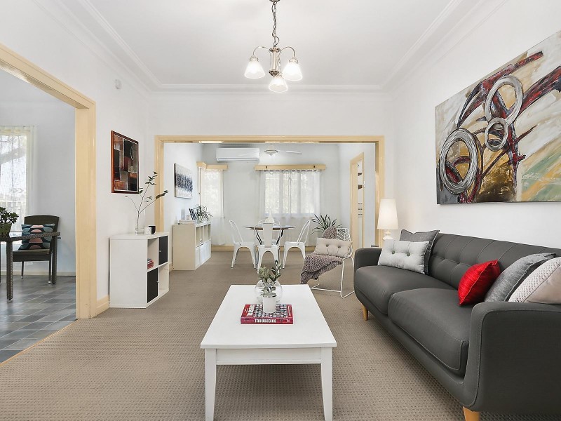 136 Jesmond Road, Indooroopilly QLD 4068