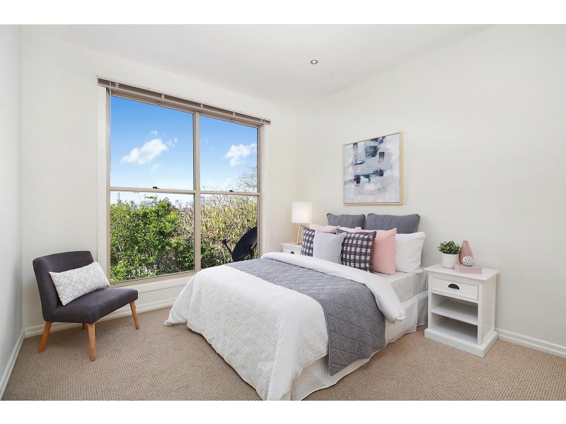 1/58 Highview Terrace, St Lucia QLD 4067