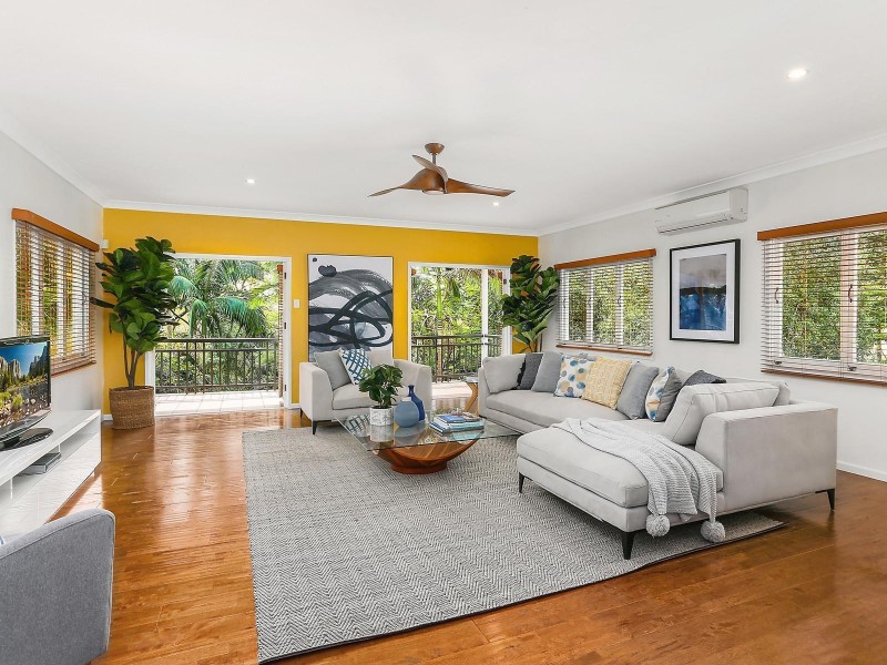 8 Skerry Street, Kenmore QLD 4069