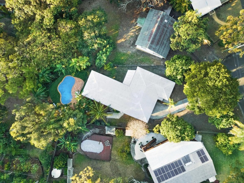 8 Skerry Street, Kenmore QLD 4069