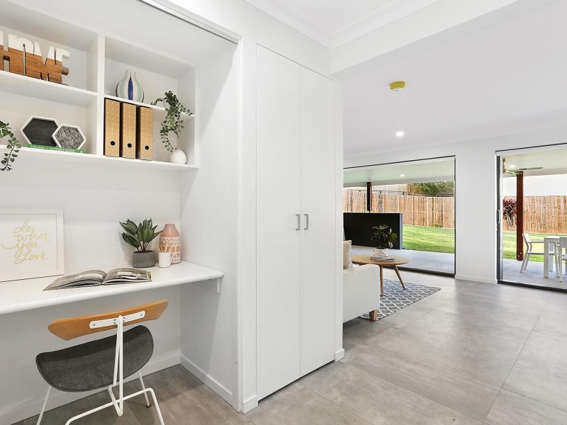 99 Burbong Street, Chapel Hill QLD 4069