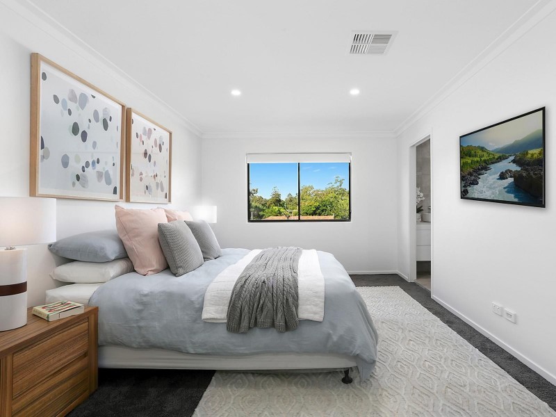 99 Burbong Street, Chapel Hill QLD 4069