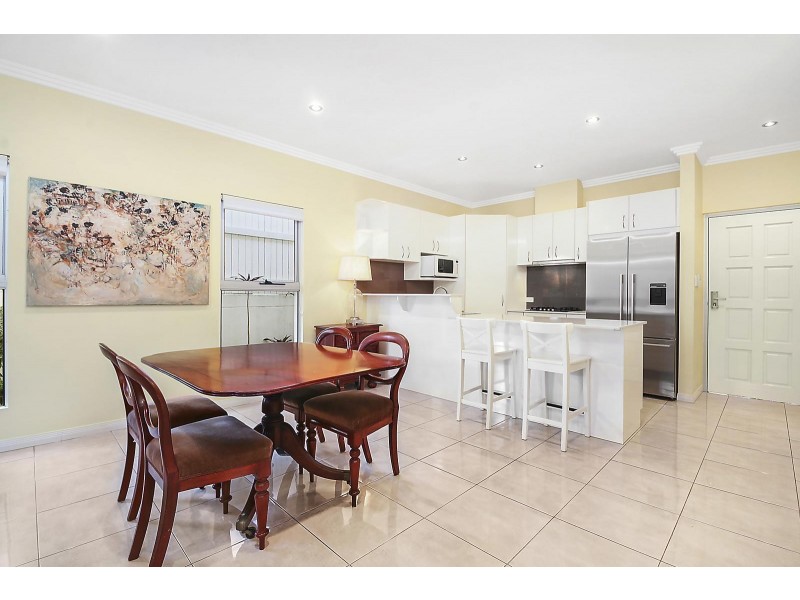 7/17 Marshall Lane, Kenmore QLD 4069