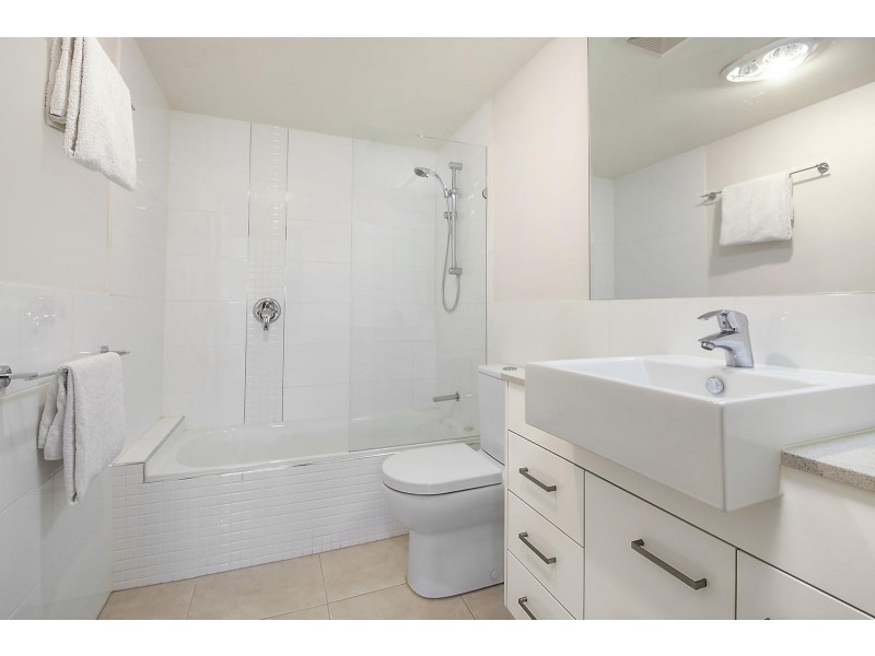 7/17 Marshall Lane, Kenmore QLD 4069