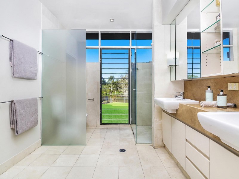 630 Jesmond Road, Fig Tree Pocket QLD 4069