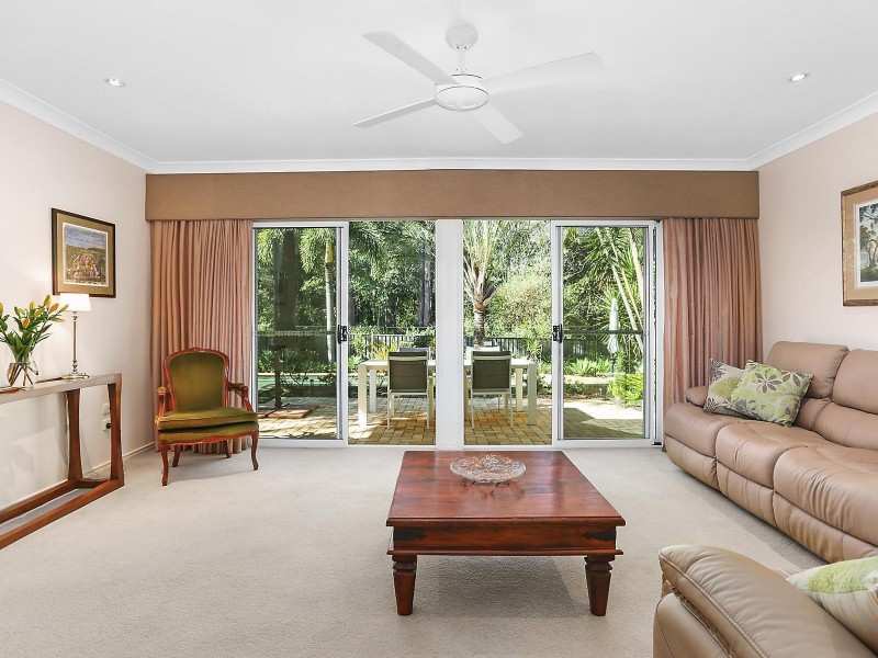 19 Ngeringa Crescent, Chapel Hill QLD 4069