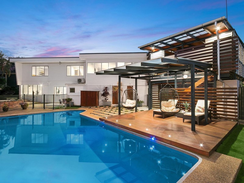 29 Larool Street, Kenmore QLD 4069