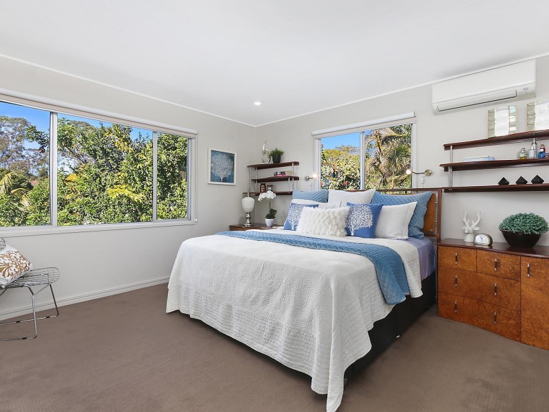 29 Larool Street, Kenmore QLD 4069