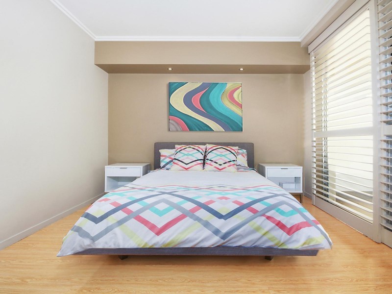 2/74 Dengate Lane, St Lucia QLD 4067