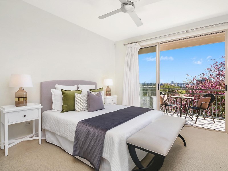 2/58 Highview Terrace, St Lucia QLD 4067