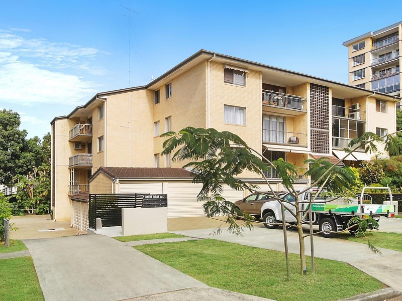 8/9 Rossiter Parade, Hamilton QLD 4007