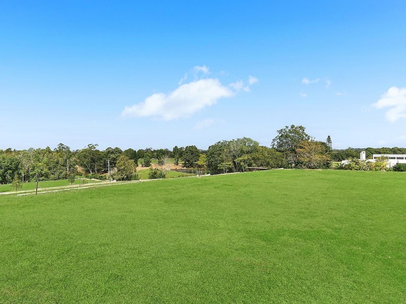 6 Lomandra Court, Indooroopilly QLD 4068