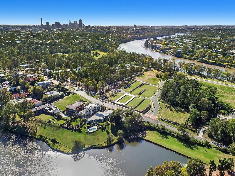 6 Lomandra Court, Indooroopilly QLD 4068