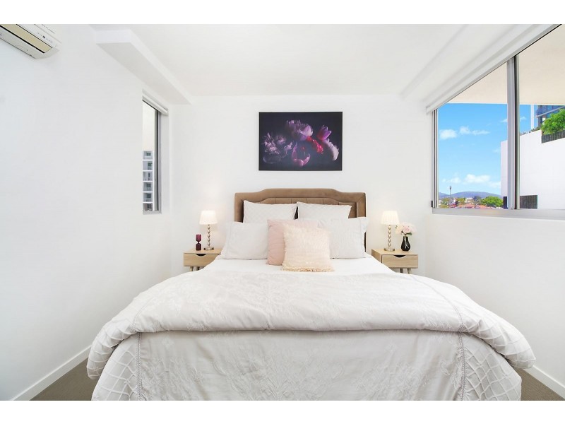 15/15 Walsh Street, Milton QLD 4064