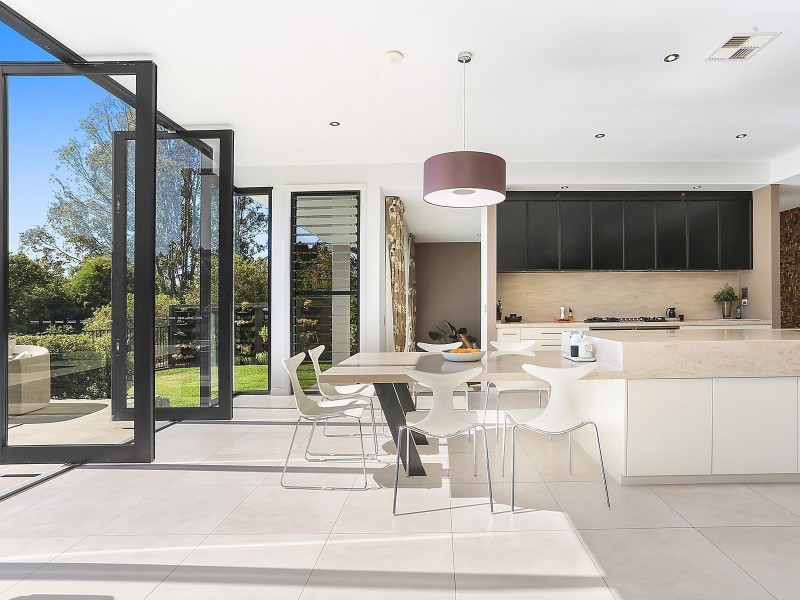 32 Burdekin Drive, Sinnamon Park QLD 4073