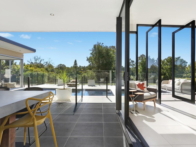 32 Burdekin Drive, Sinnamon Park QLD 4073