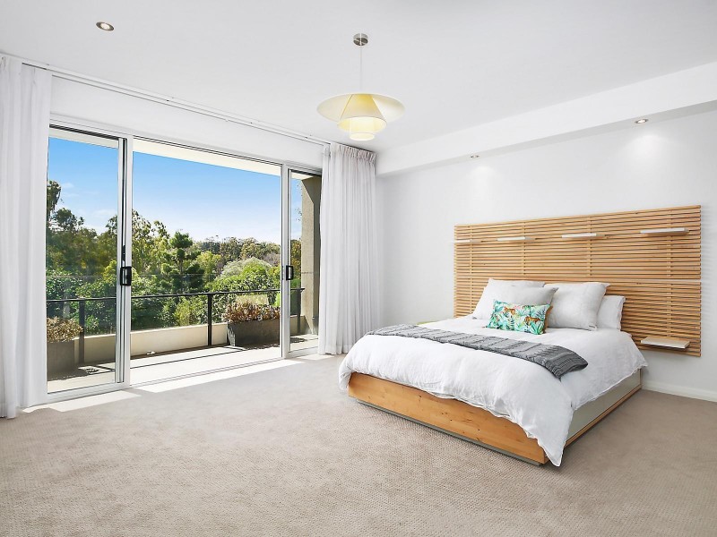 32 Burdekin Drive, Sinnamon Park QLD 4073