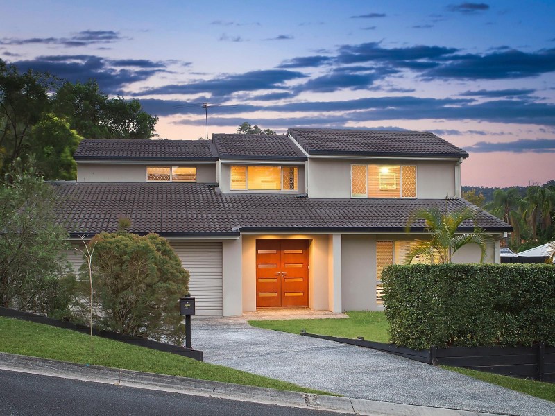 51 Morningview Street, Chapel Hill QLD 4069