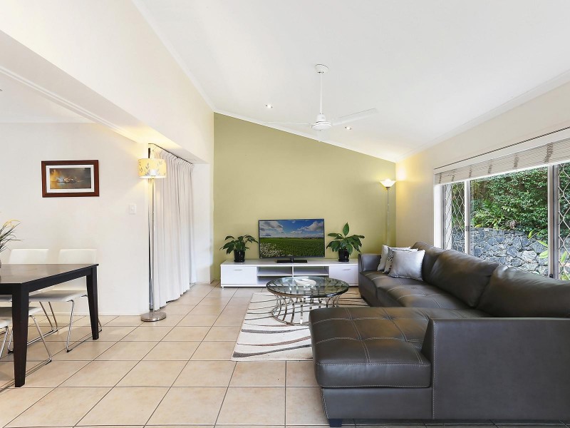 51 Morningview Street, Chapel Hill QLD 4069