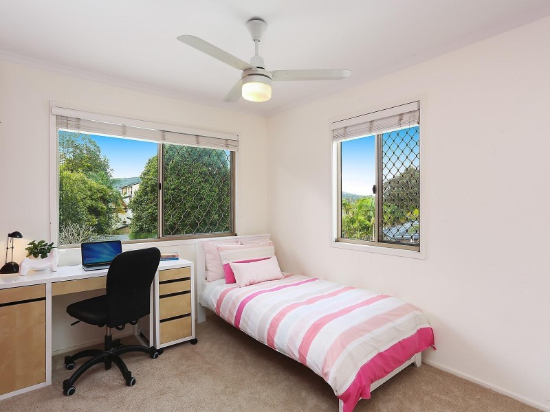 51 Morningview Street, Chapel Hill QLD 4069