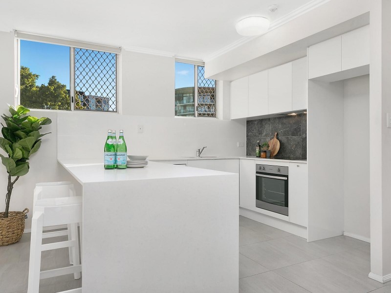 19/16 Patrick Lane, Toowong QLD 4066